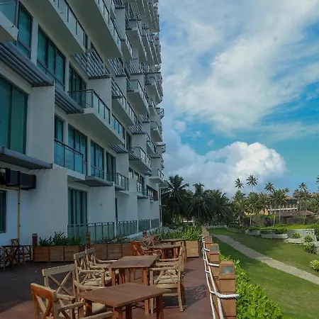 Oceanfront Galle Apartment L4-10 Exterior photo