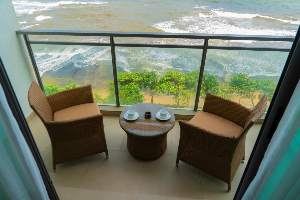 Oceanfront L4-10 Apartment